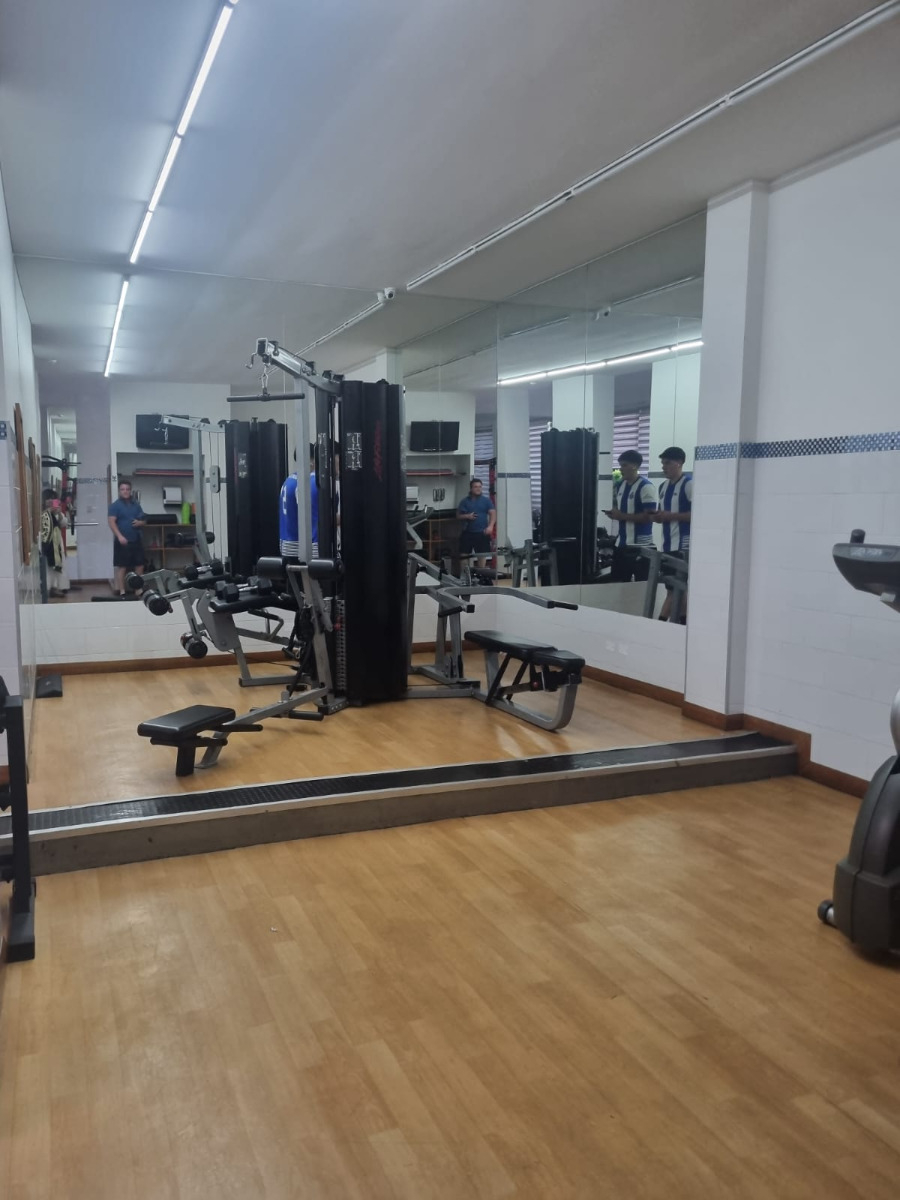 Arriendo Departamento NO 2D 1B 1E 1B Metro Escuela Militar - Las Condes
