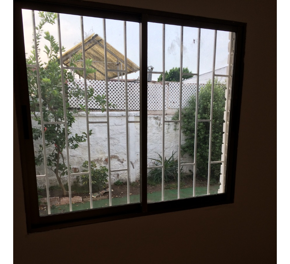 Venta Casa NO 2D 1B 2E Carlos Ossand&oacute;n - La Reina