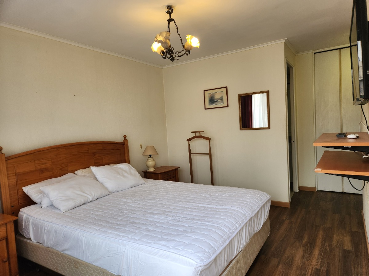 Arriendo Departamento P 2D en suite 2B 1E 1B Metro Escuela Militar - Las Condes