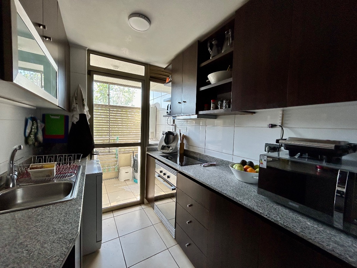 Arriendo Departamento 2D Villa El Dorado - Vitacura