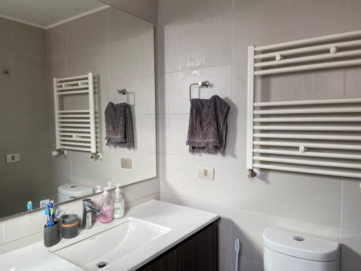 Venta Departamento NP 2D en suite 2B 1E 1B Metro Hernando de Magallanes - Las Condes