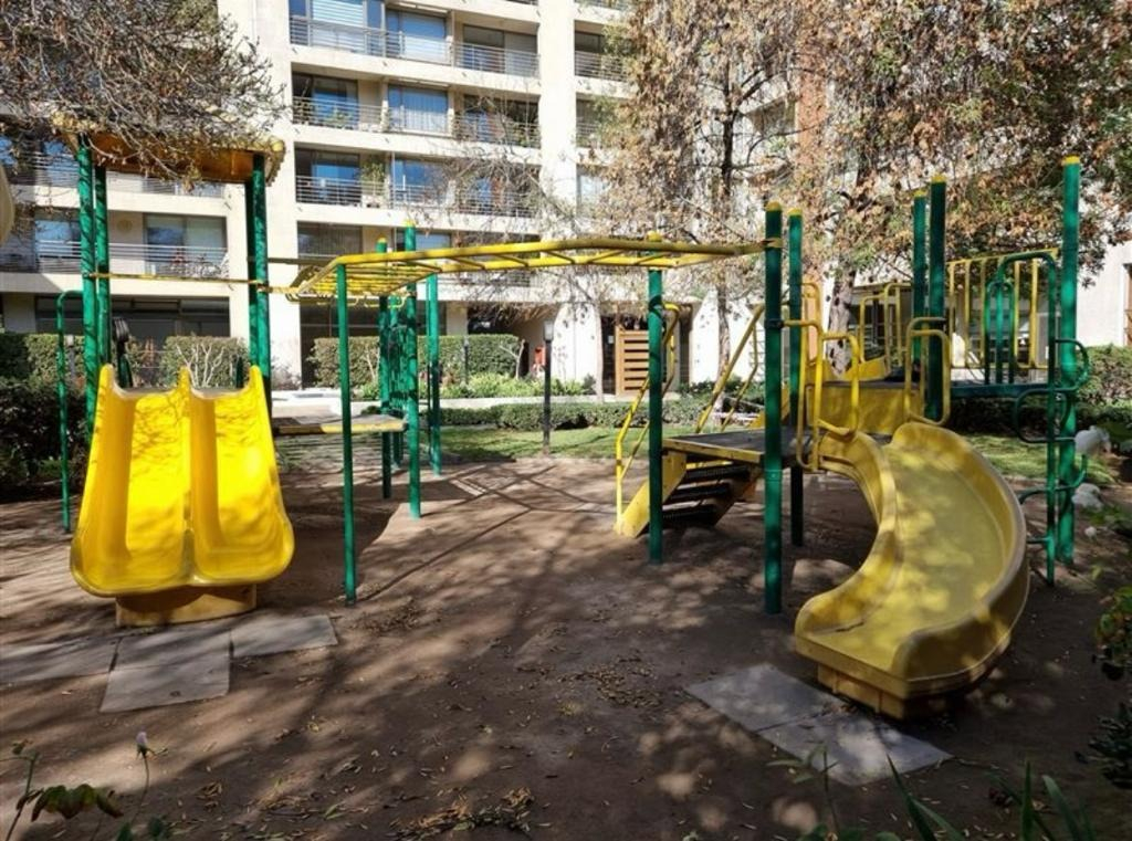 Arriendo Departamento 2D Alto Las Condes - Las Condes