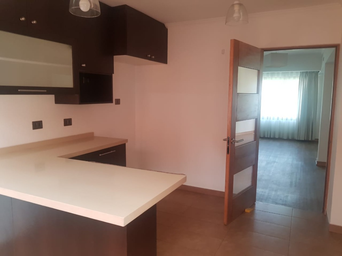 Arriendo Casa 3D 2B 2E 1B Villa El Dorado - Vitacura