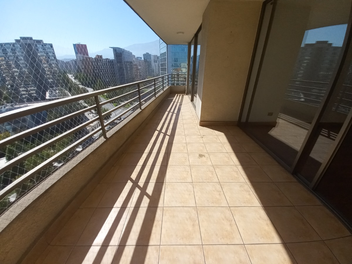 Venta Departamento NO 3D en suite 2B 1E 1B Nueva Las Condes - Las Condes