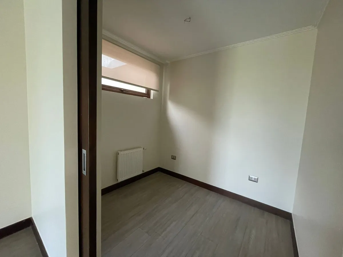 Arriendo Casa 4D 4B 3E 1Bd Chicureo - Colina