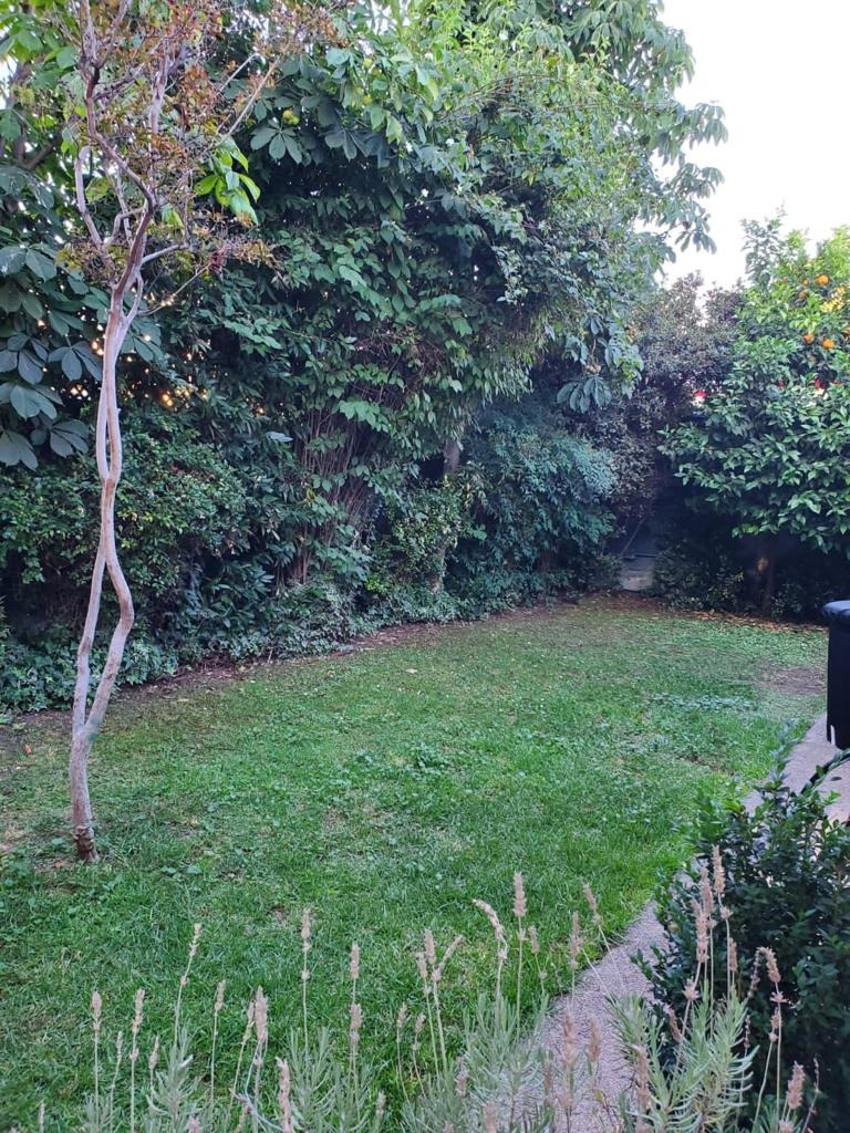 Arriendo Casa 2D Villa El Dorado - Vitacura