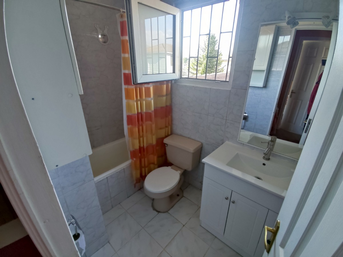 Venta Casa NO 3D 2B 1E 1B Francisco de Villagra - La Reina