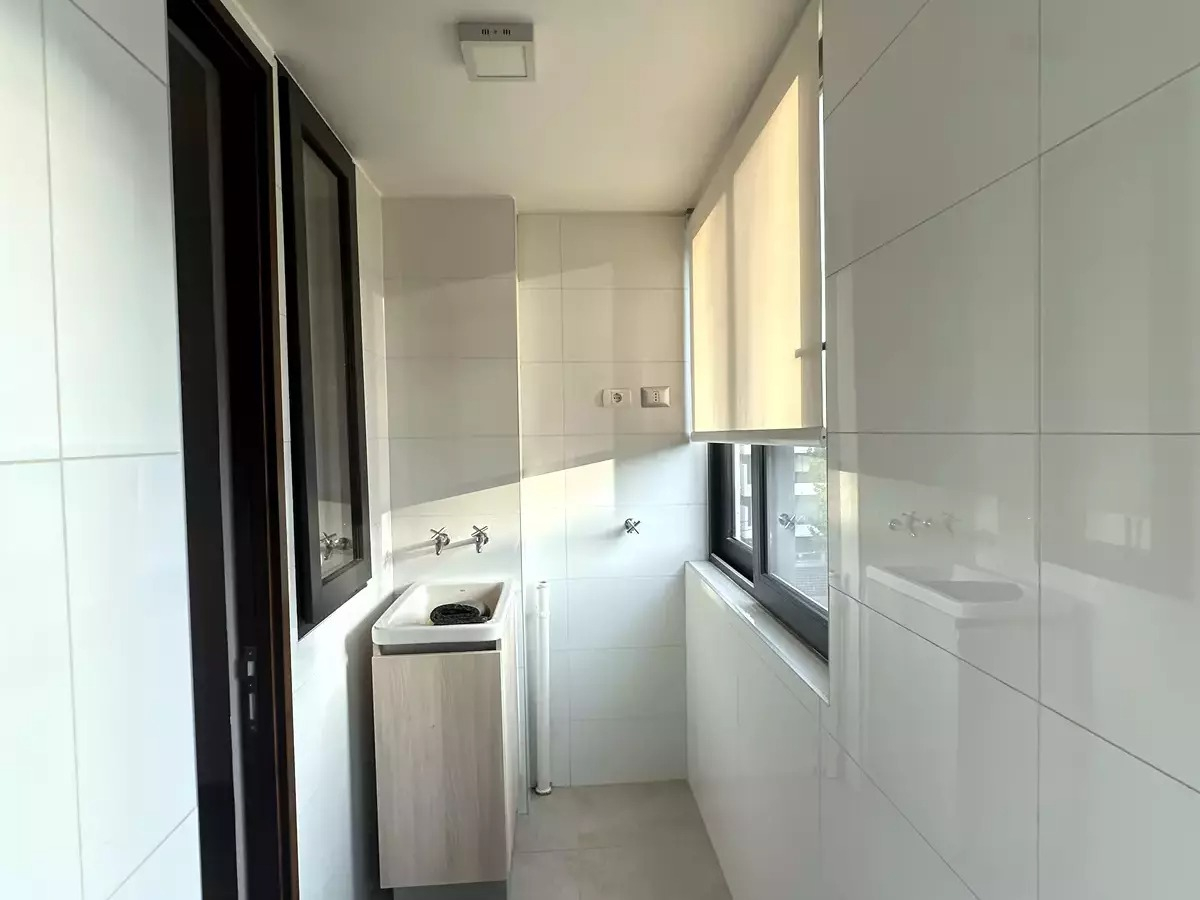 Venta Dpto NO 4D en suite Walk-in cl&oacute;set 5B 2E 2B La Dehesa - Lo Barnechea
