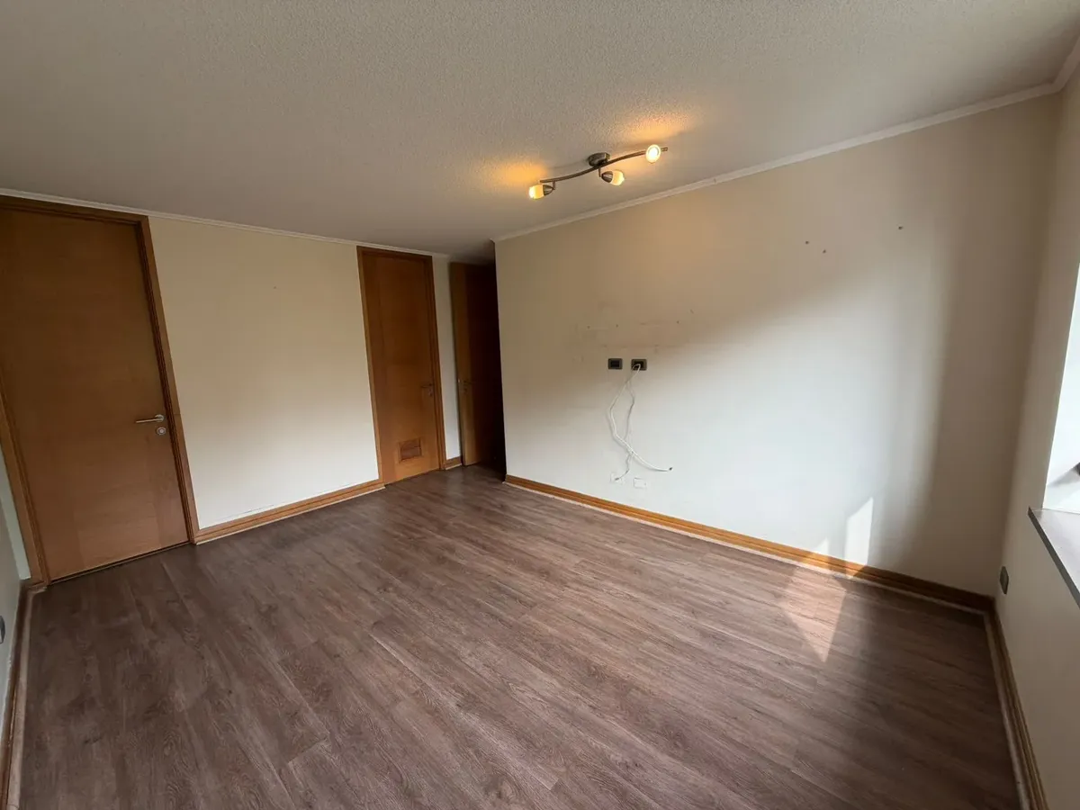 Venta Departamento NP 2D + servicio 3B 2E - Lo Barnechea