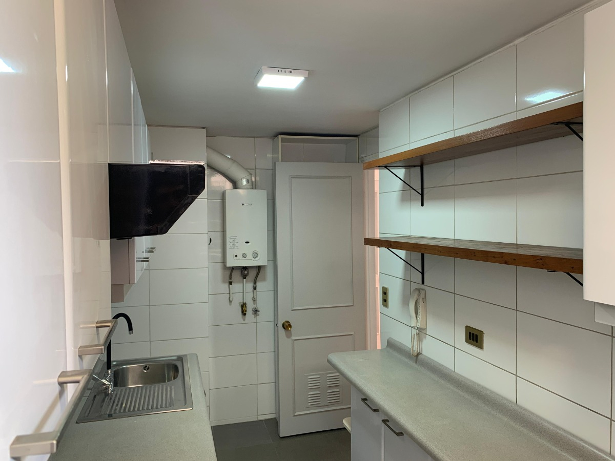 Arriendo Departamento NO 2D en suite 2B 1E 1B Barrio El Golf - Las Condes