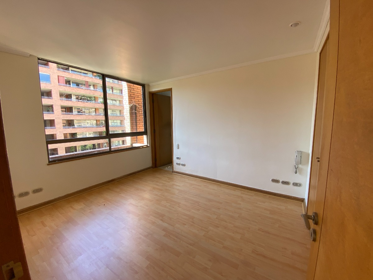 Arriendo Departamento NO 1D en suite 1B 1E 1B Metro Escuela Militar - Las Condes