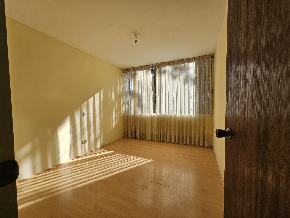 Venta Departamento O 3D 2B 1B Los Dominicos - Las Condes
