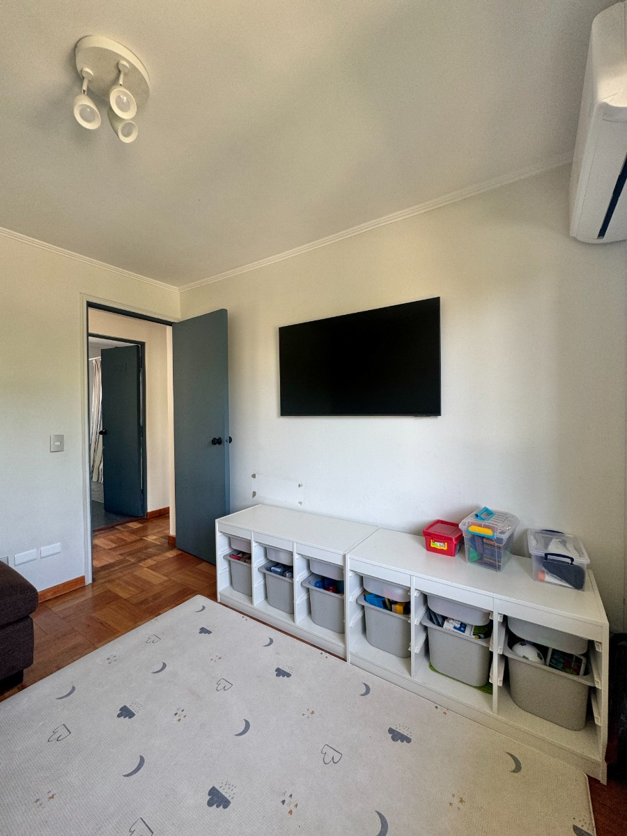 Venta Casa NO 3D 2B 2E 1B Alto Las Condes - Las Condes