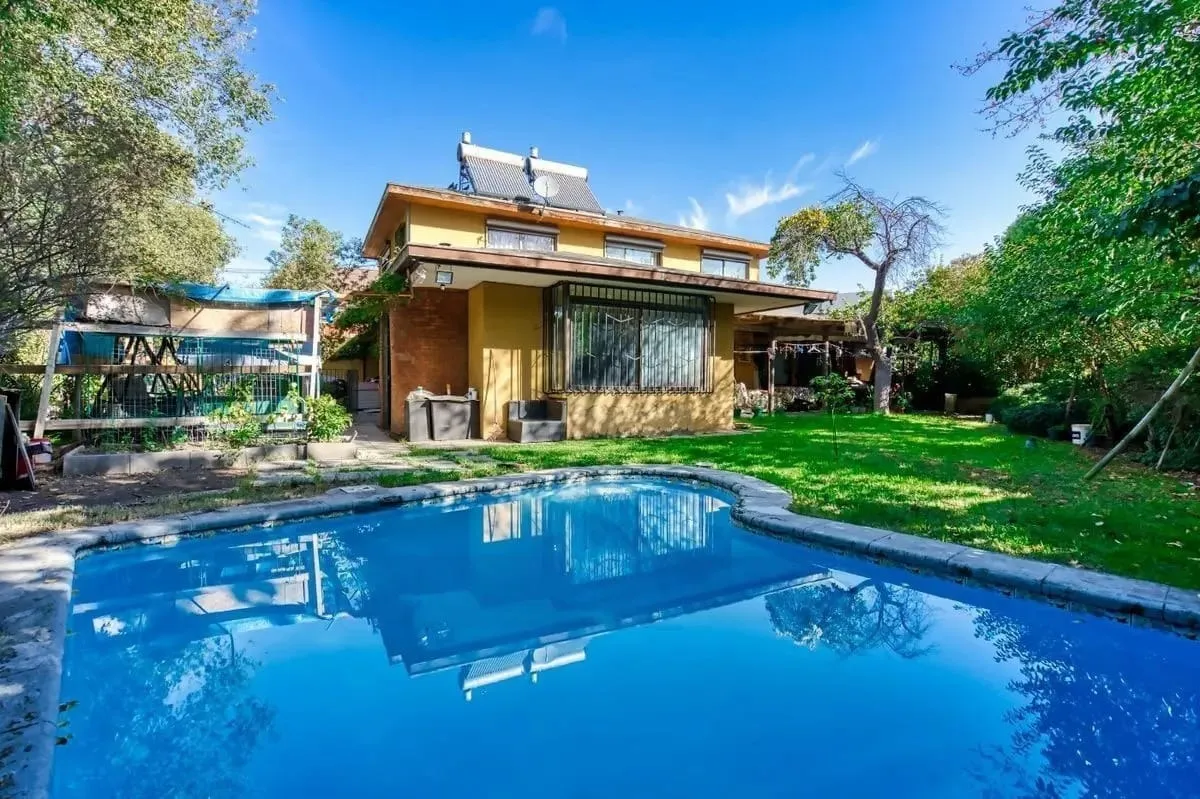 Venta Casa NO 5D WI cl&oacute;set Suite 4B 4E 1Bd Nuestra Se&ntilde;ora del Rosario - Vitacura