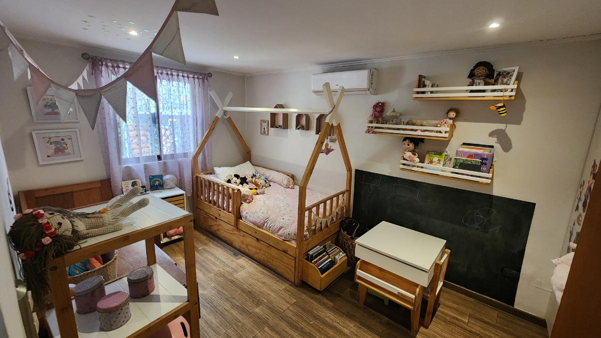 Arriendo Casa SO 4D en suite Walk-in cl&oacute;set 3B 2E 1B La Llaver&iacute;a - Vitacura