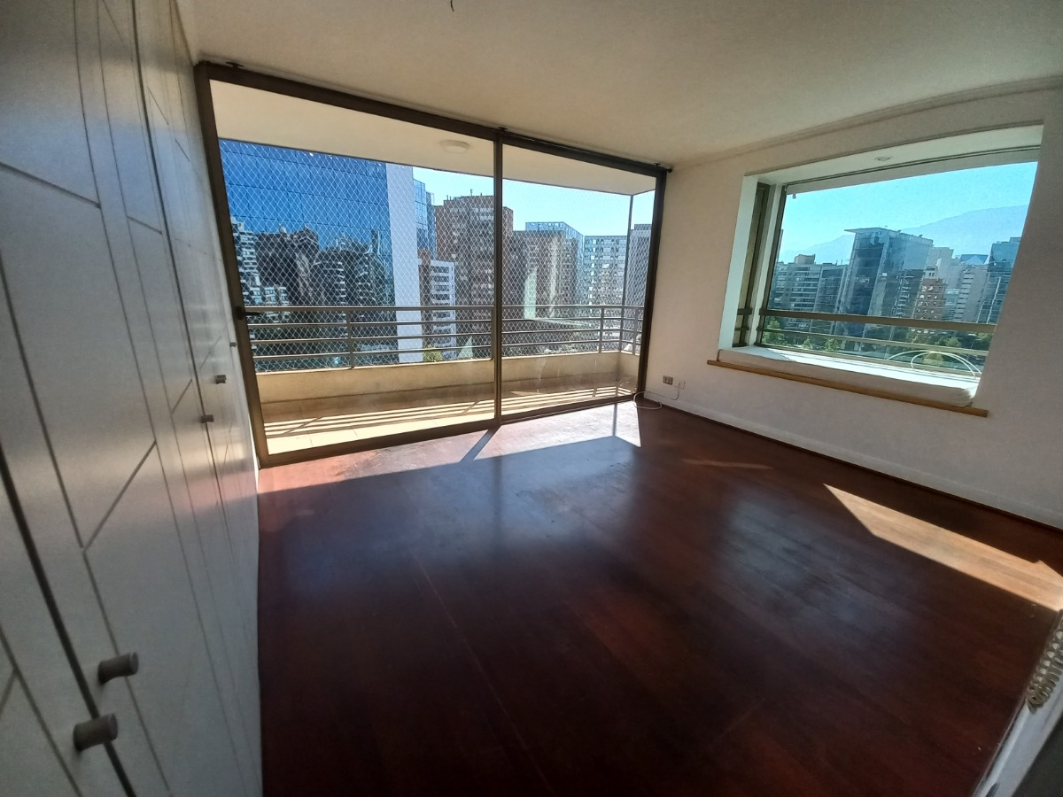 Venta Departamento NO 3D en suite 2B 1E 1B Nueva Las Condes - Las Condes