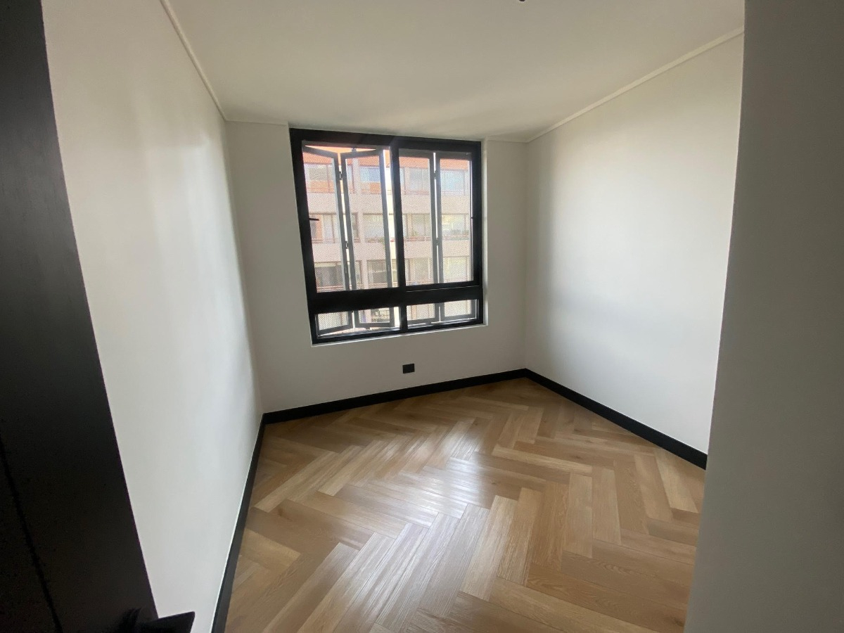 Arriendo Departamento NP 2D en suite Walk-in cl&oacute;set 2B 2E 1B Barrio El Golf - Las Condes