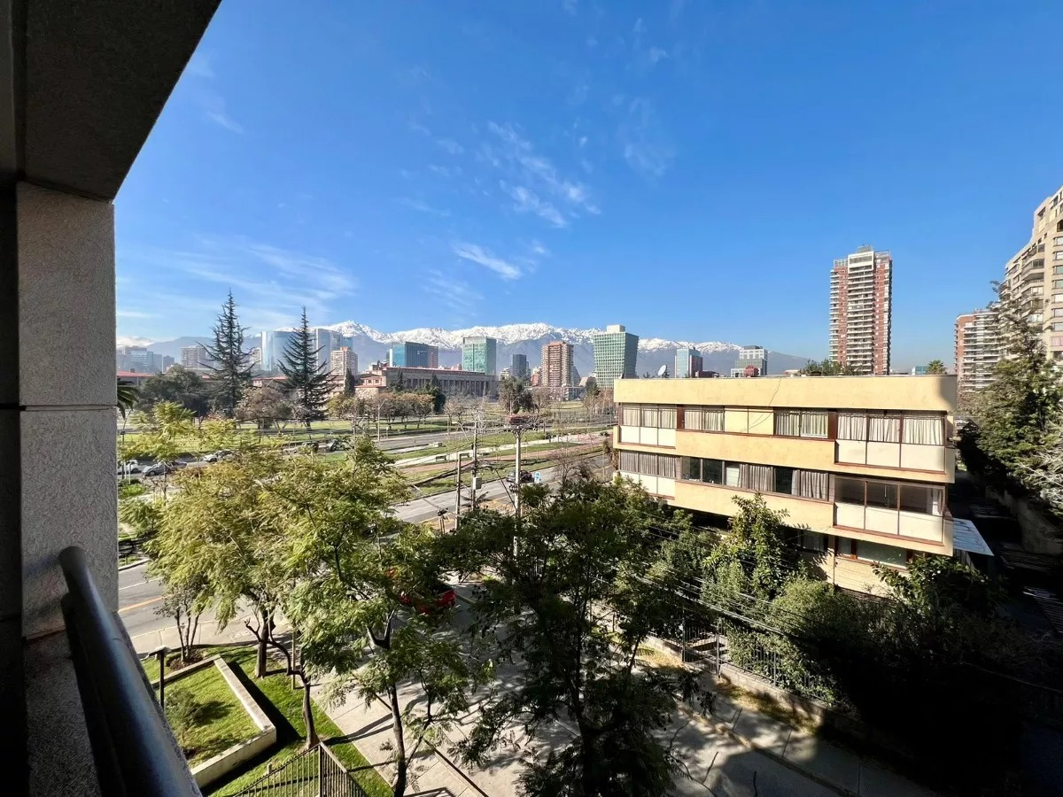 Venta Departamento SO 4D en suite Walk-in cl&oacute;set 3B 2E 1B Metro Escuela Militar - Las Condes
