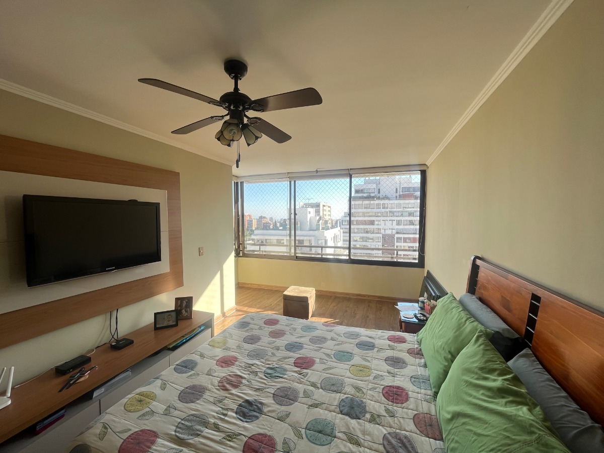 Venta Departamento SP 5D en suite Walk-in cl&oacute;set 4B 2E 1B Metro Escuela Militar - Las Condes