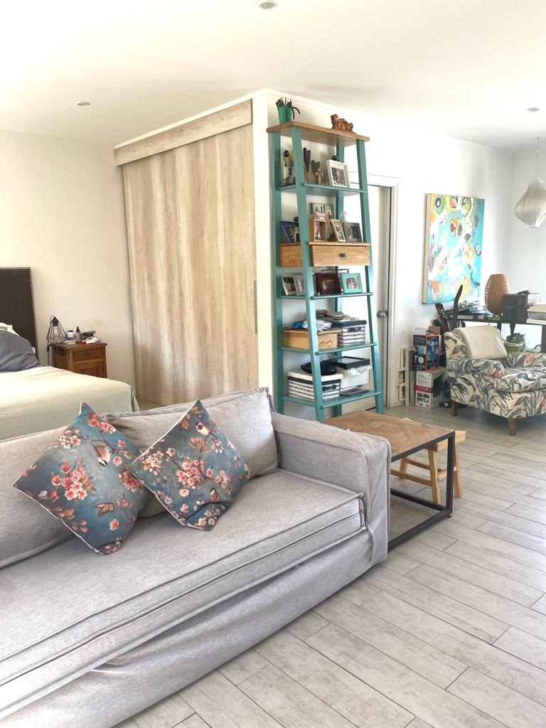 Arriendo Casa NO 5D en suite 3B 1E 1B Los Dominicos - Las Condes