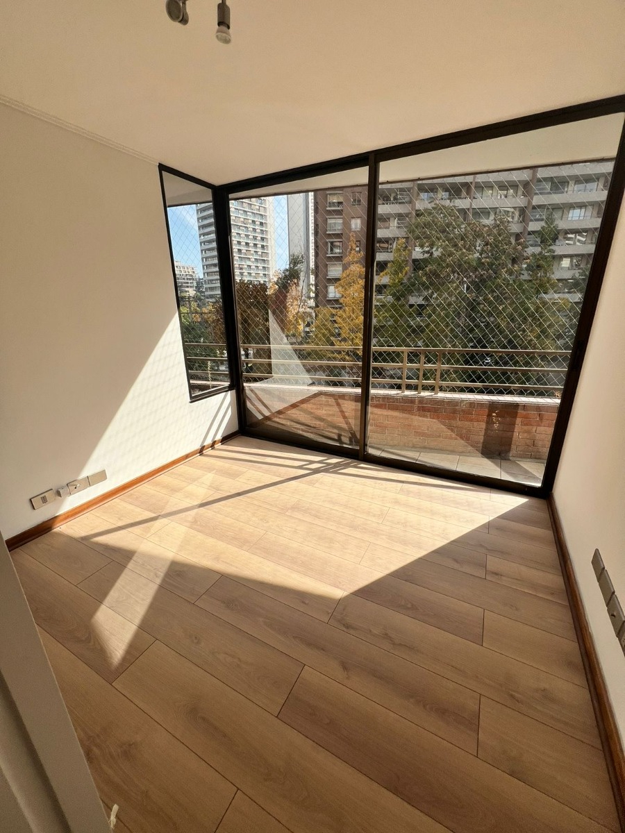 Arriendo Departamento N 3D en suite Walk-in cl&oacute;set 2B 2E 1B Barrio El Golf - Las Condes