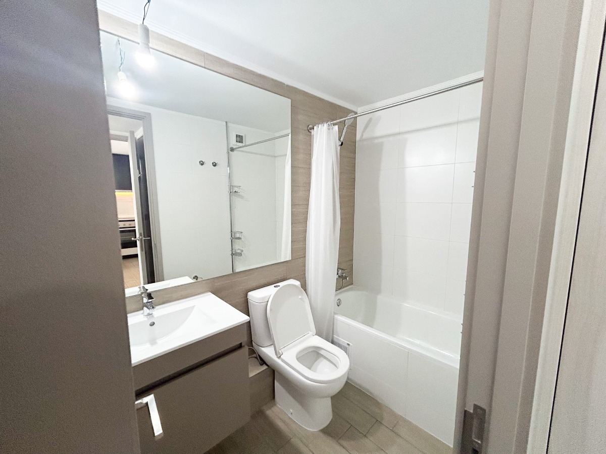 Venta Departamento P 2D en suite Walk-in cl&oacute;set 2B 1E 2Bd Plaza Ega&ntilde;a - &Ntilde;u&ntilde;oa