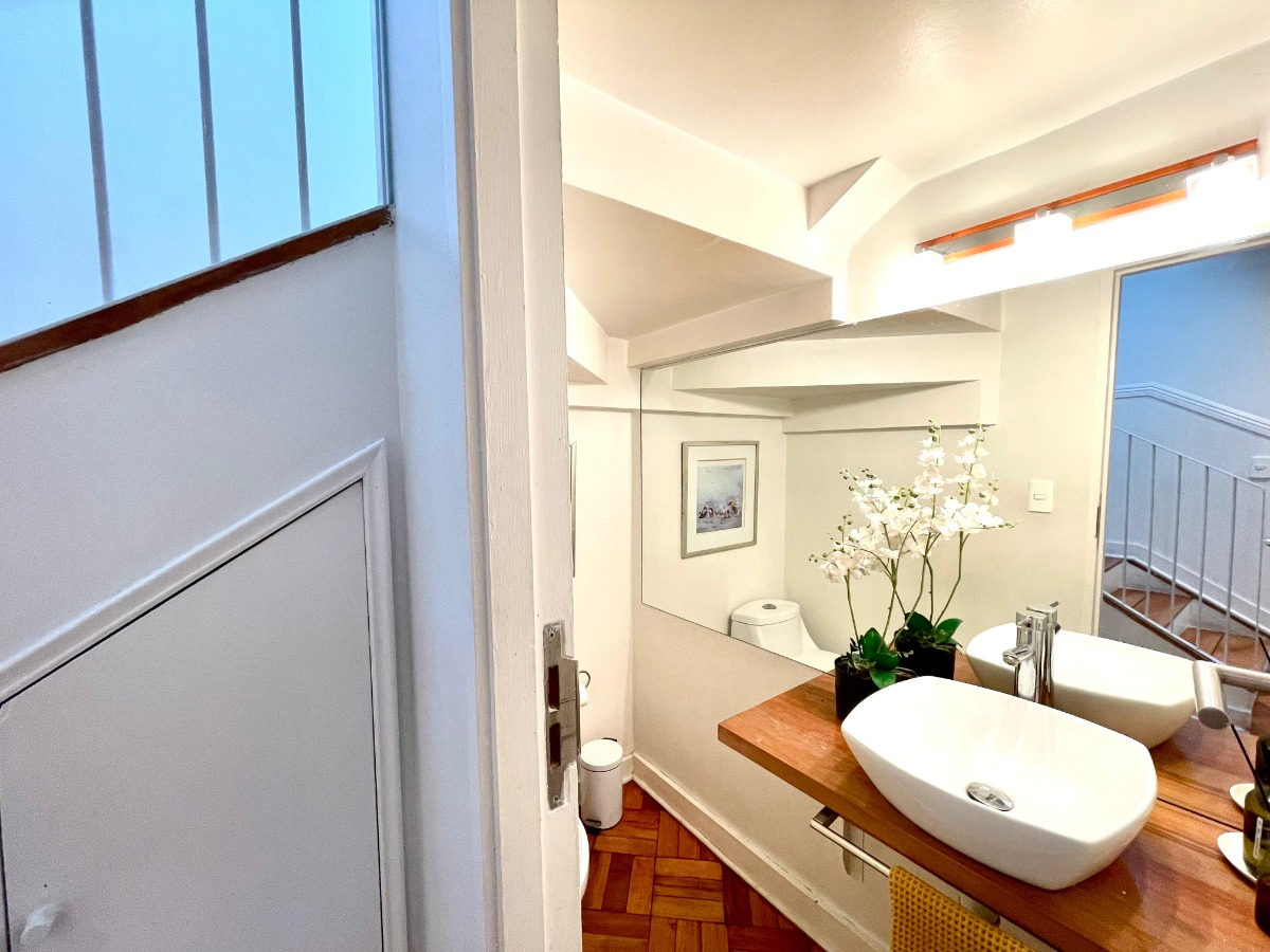Venta Casa 4D en suite Walk-in cl&oacute;set 4B 1E Jard&iacute;n Del Este - Vitacura