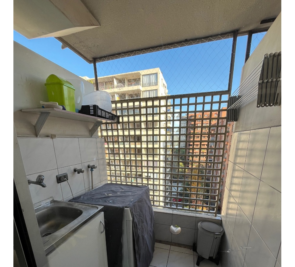 Arriendo Departamento 2D en suite 2B 1E 1B Metro Manquehue - Apumanque - Las Condes