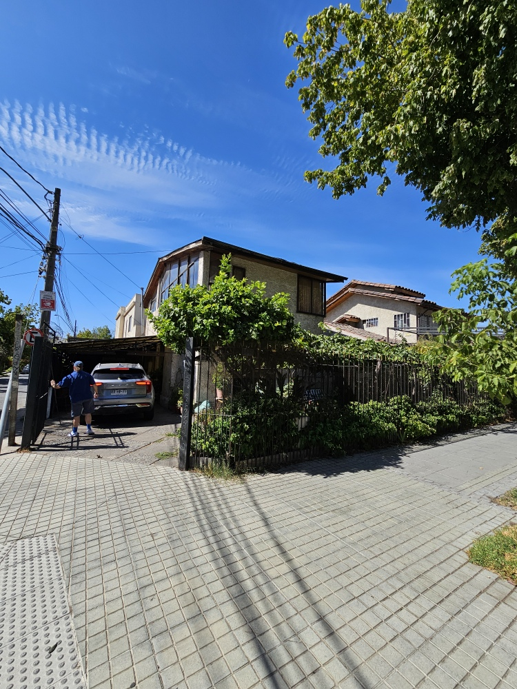 Venta Casa 4D 3B 3E Metro Sim&oacute;n Bolivar - La Reina