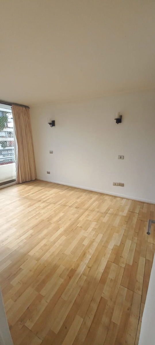 Arriendo Departamento 2D en suite 2B 1E 1B Los Leones - Providencia