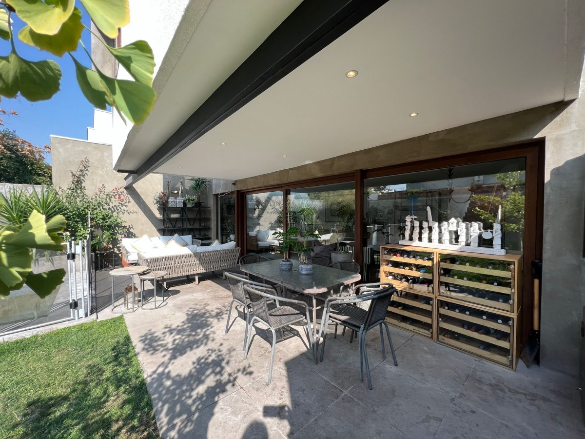 Venta Casa NOSP 4D en suite Walk-in cl&oacute;set 5B 2E La Llaver&iacute;a - Vitacura