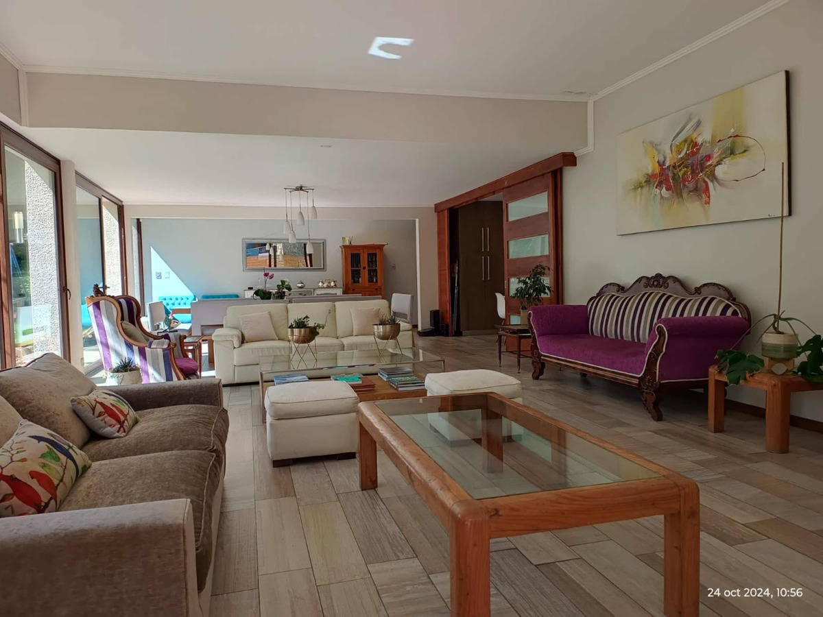 Arriendo Casa O 5D en suite Walk-in cl&oacute;set 4B 4E Los Dominicos - Las Condes