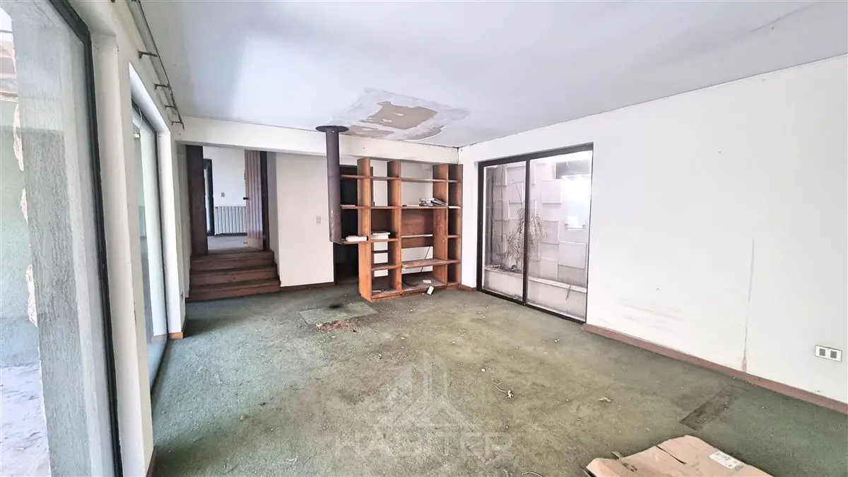 Venta Casa NO 6D WI cl&oacute;set Suite 5B 5E 1Bd 700m2  - Vitacura