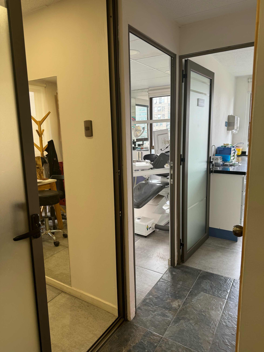 Venta Oficina 2B Metro Tobalaba - Mall Costanera - Providencia