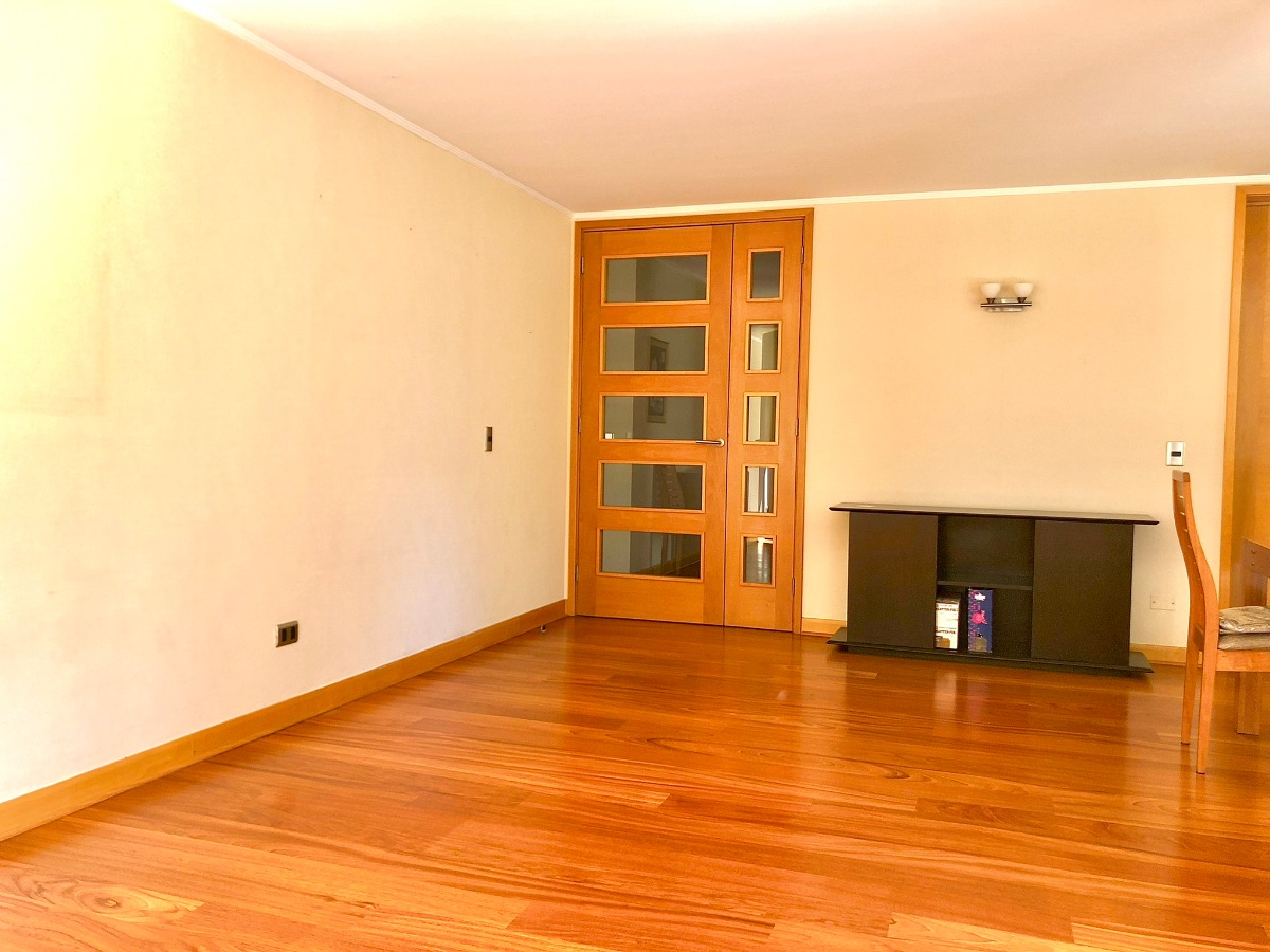 Arriendo Departamento NP 4D en suite Walk-in cl&oacute;set 4B 2E 1B Metro Manquehue - Apumanque - Las Condes