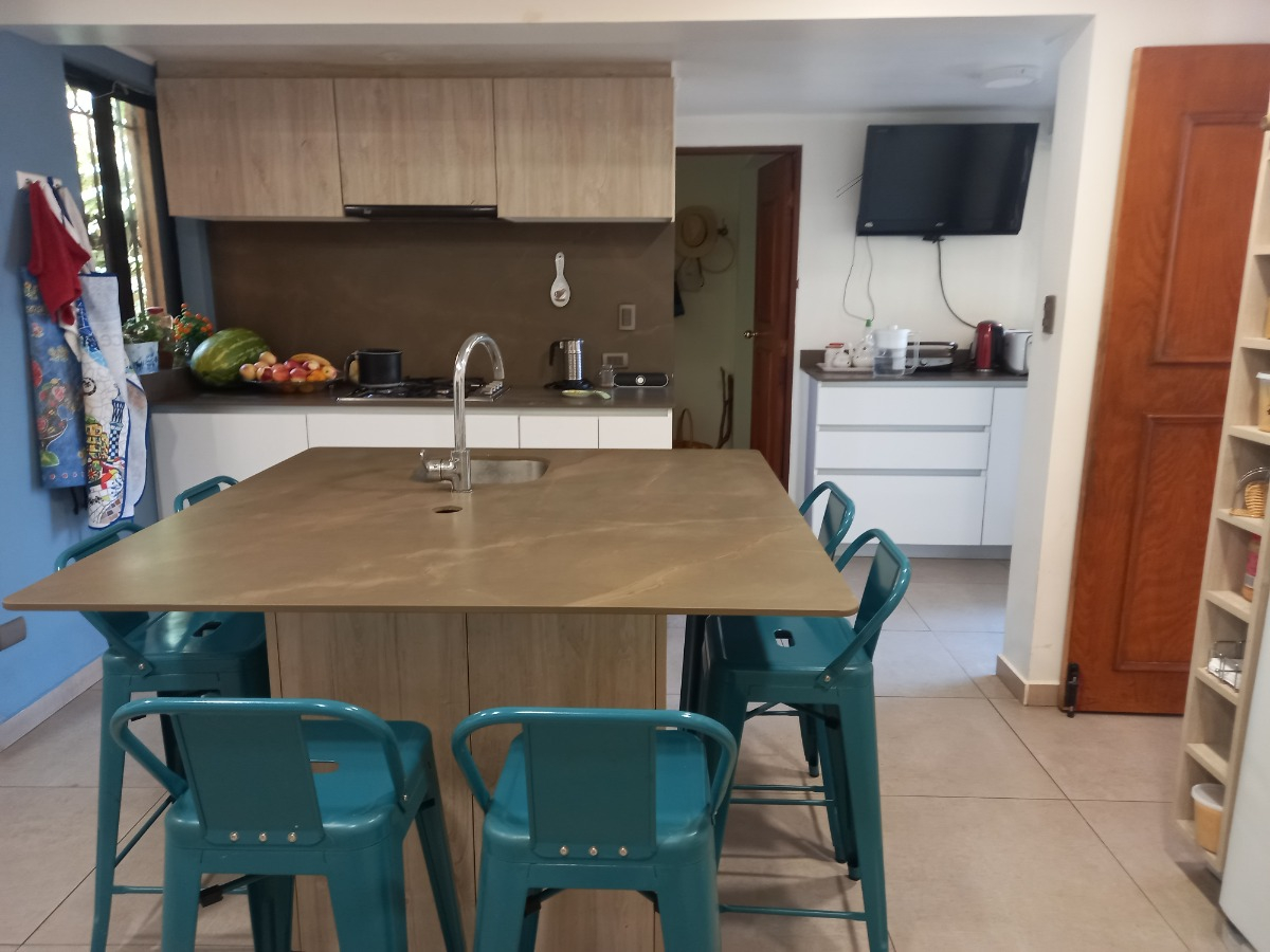 Venta Casa NP 6D en suite Walk-in cl&oacute;set 5B 4E 2B San Carlos de Apoquindo - Las Condes