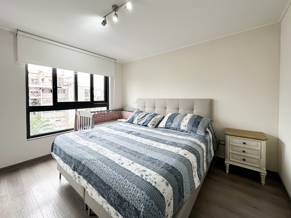 Arriendo Departamento NO 3D en suite Walk-in cl&oacute;set 2B 2E 1B Metro Manquehue - Apumanque - Las Condes