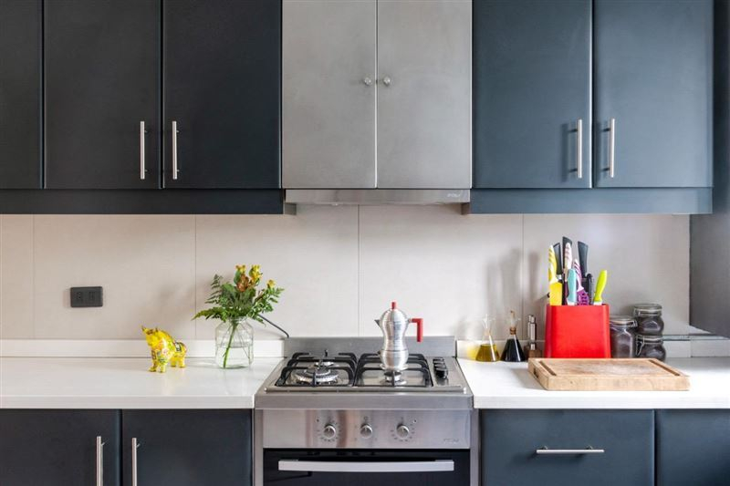 Venta Casa Oriente 1D 2B 2E Barrio El Golf - Las Condes