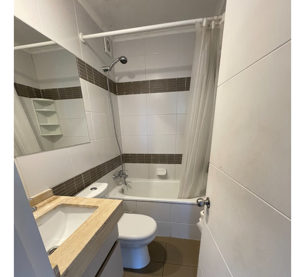 Arriendo Departamento NP 3D en suite Walk-in cl&oacute;set 2B 1E 1B Metro Irarr&aacute;zaval - &Ntilde;u&ntilde;oa
