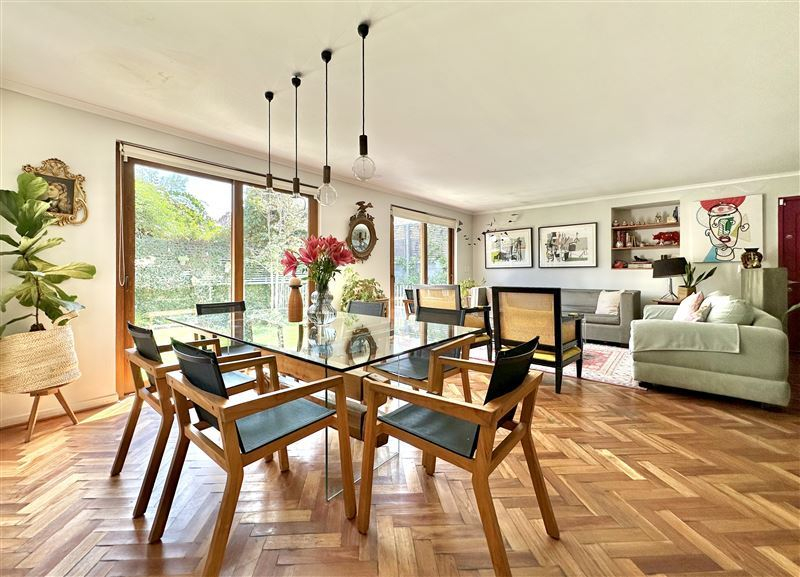 Venta Casa Nor-Oriente 3D 3B 1E 1B Metro Escuela Militar - Las Condes