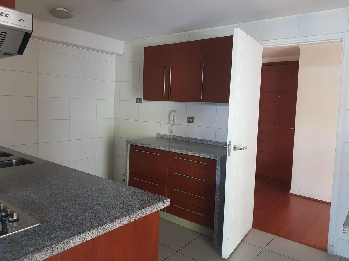 Arriendo Departamento 4D 4B 1E 1B Metro Bilbao - Providencia