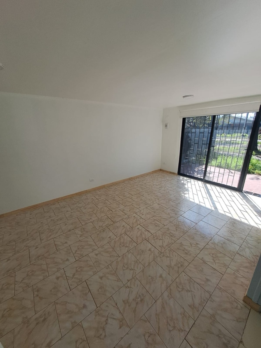 Arriendo Casa 3D 1B 2E Villa Frei - &Ntilde;u&ntilde;oa