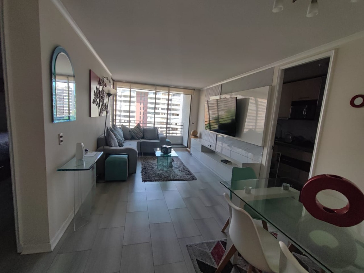 Arriendo Departamento 2D en suite Walk-in cl&oacute;set 2B 1E 1B Nueva Las Condes - Las Condes