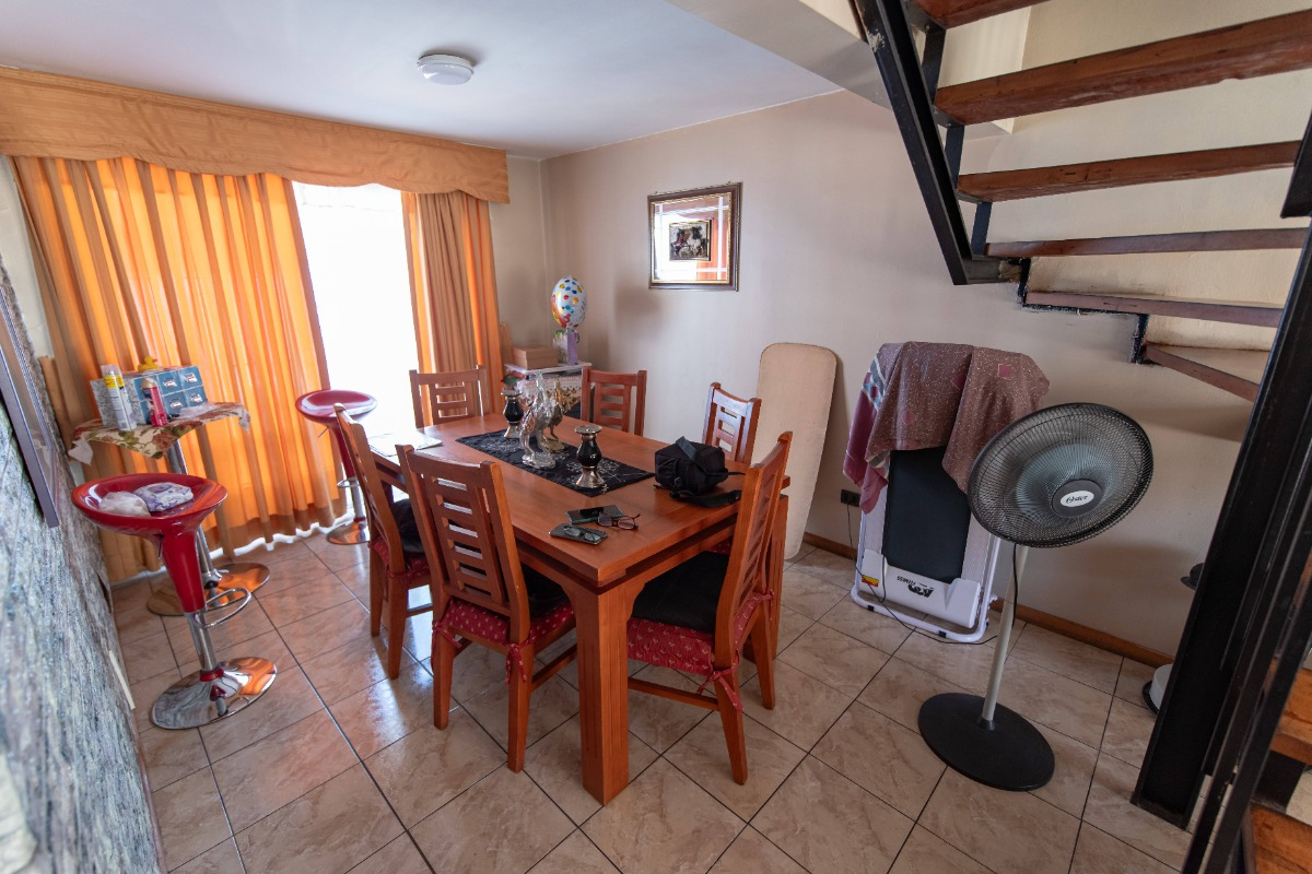 Venta Casa P 4D 2B 2E 1B Col&oacute;n Oriente - Vital Apoquindo - Las Condes