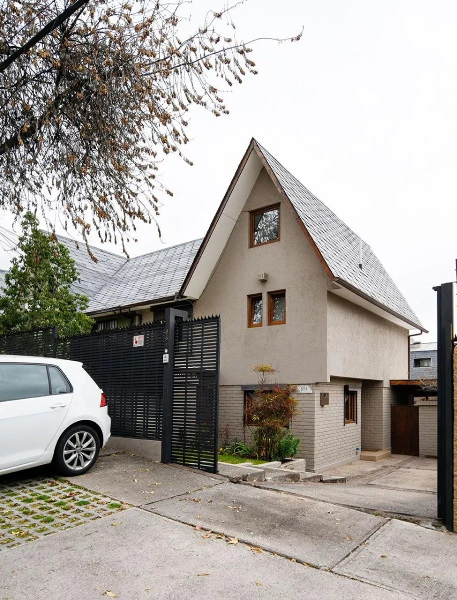 Venta Casa O 4D en suite 3B 2E 1B Los Dominicos - Las Condes