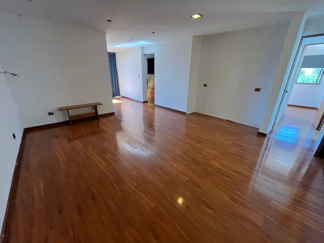 Arriendo Casa O 5D en suite Walk-in cl&oacute;set 2B 2E 1B Rotonda Atenas - Las Condes