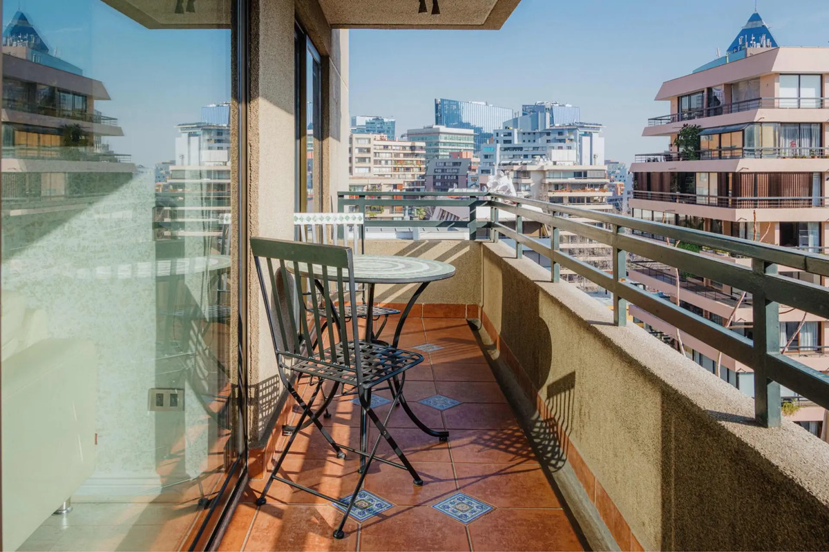 Venta Departamento NP 2D 1B 1E 1B Barrio El Golf - Las Condes