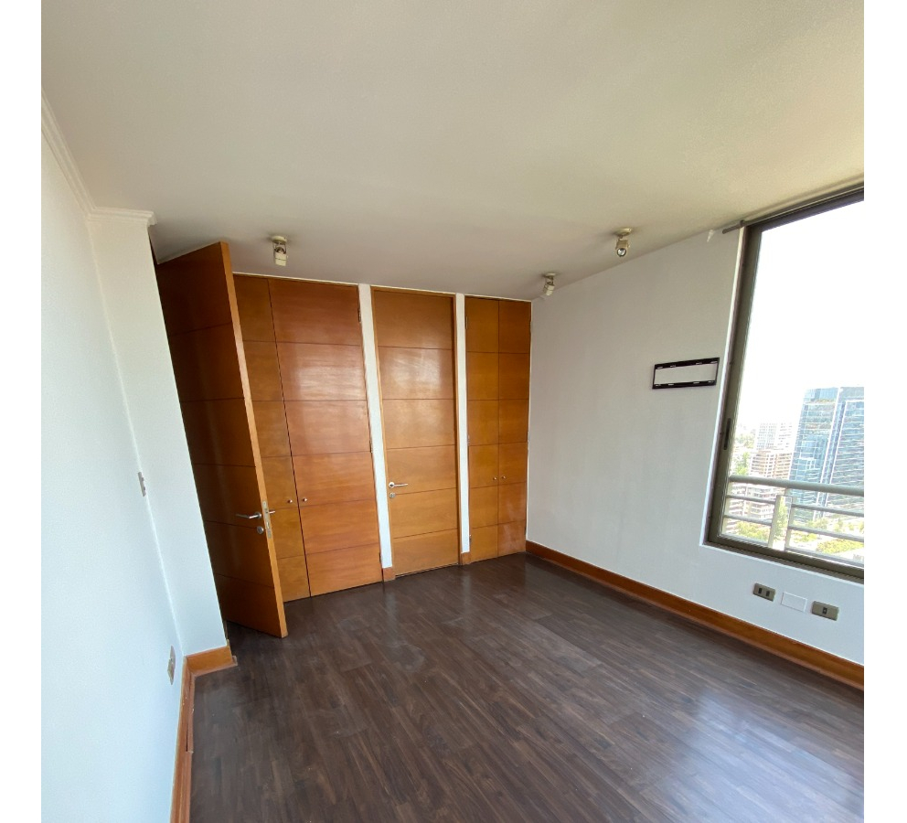 Arriendo Departamento N 2D en suite 2B 1E 1B Metro Escuela Militar - Las Condes