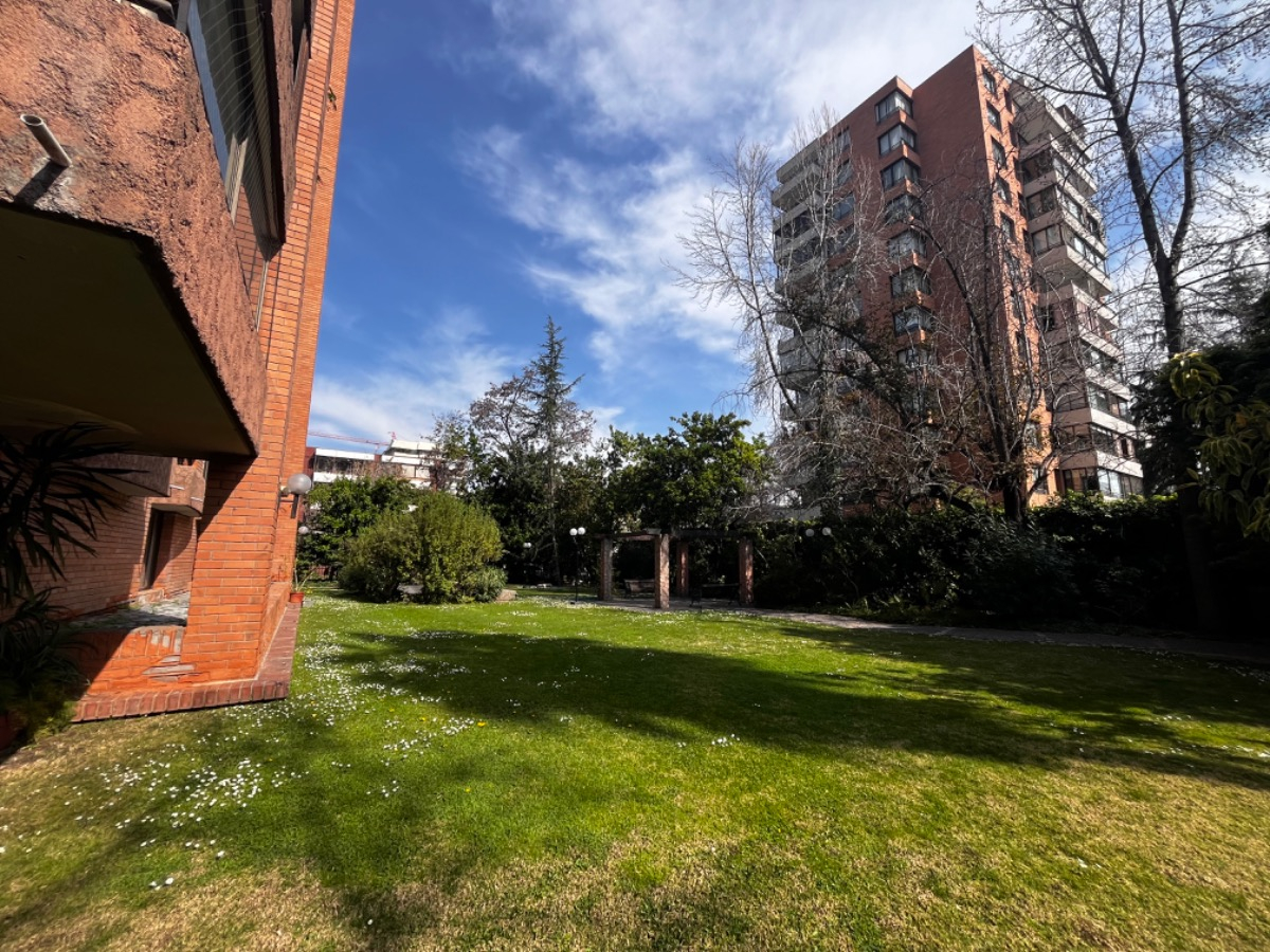 Arriendo Departamento NP 3D 2B 2E 1B Los Leones - Providencia