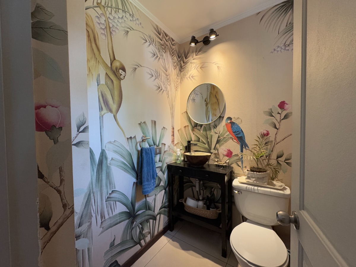 Venta Casa 4D en suite Walk-in cl&oacute;set 3B 2E 1B San Carlos de Apoquindo - Las Condes